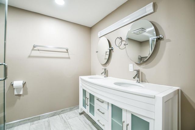 1306 Hillcrest Drive NE, Fridley, MN 55432