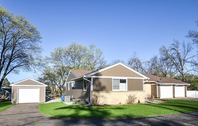 1306 Hillcrest Drive NE, Fridley, MN 55432