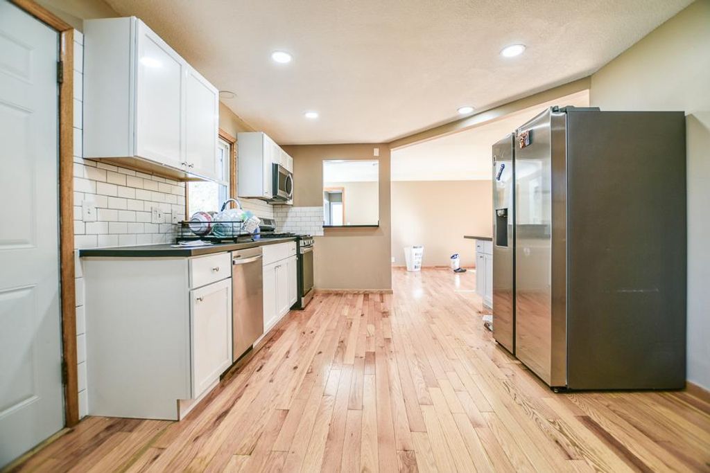 1306 Hillcrest Drive NE, Fridley, MN 55432 — photo 4