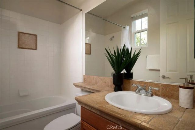 26637 Oak Terrace, Valencia, CA 91381