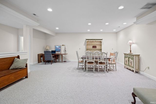 864 Commodores Circle, Lafayette, IN 47909