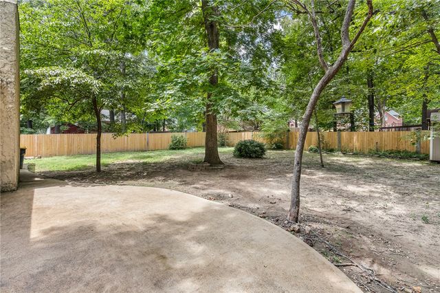 2711 Dry Branch Drive, Harrison, AR 72601