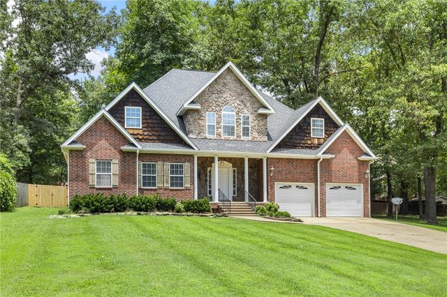 2711 Dry Branch Drive, Harrison, AR 72601