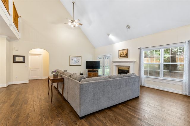 2711 Dry Branch Drive, Harrison, AR 72601