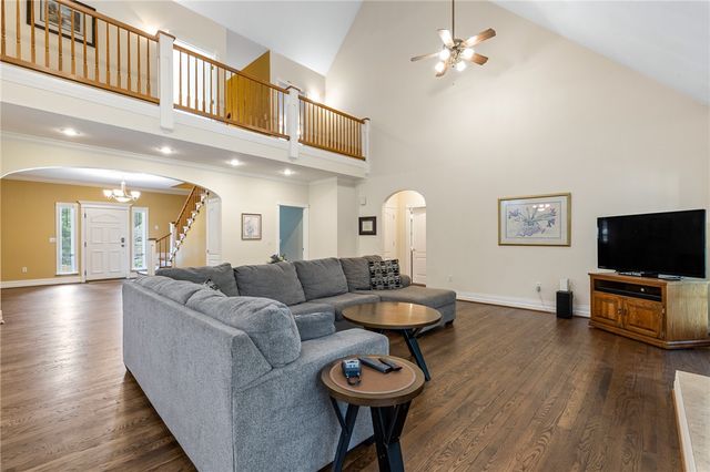 2711 Dry Branch Drive, Harrison, AR 72601