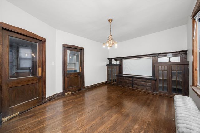 2103 Highland Avenue 2, Berwyn, IL 60402