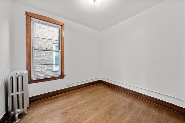 2103 Highland Avenue 2, Berwyn, IL 60402