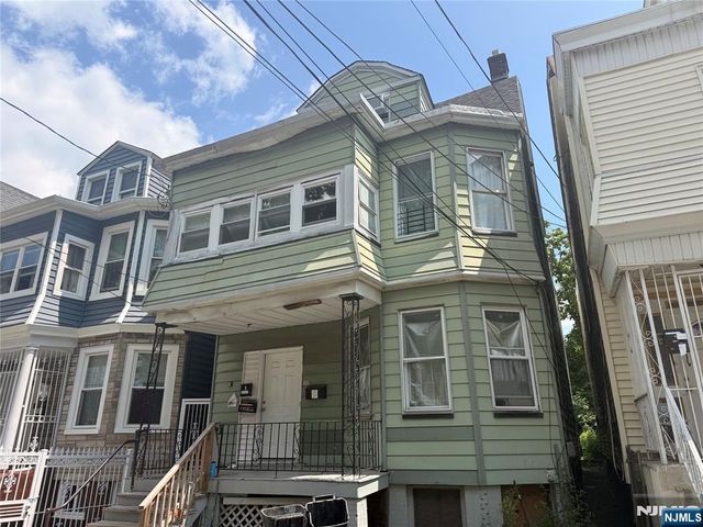 202 Ellis Avenue, Irvington, NJ 07111