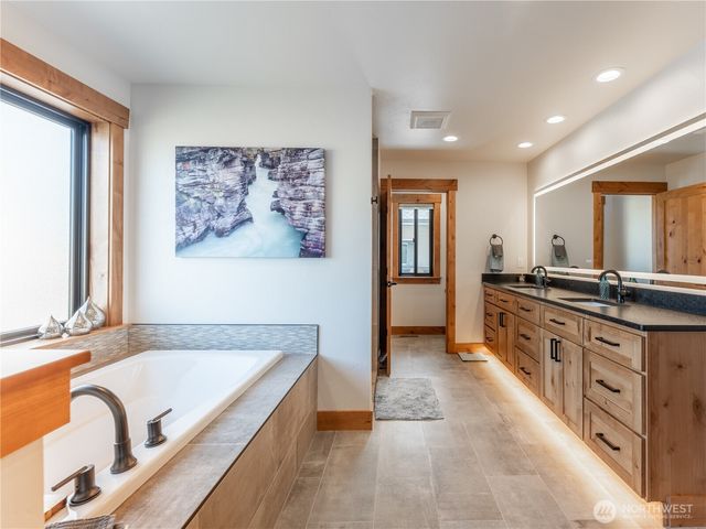 643 S Monte Verde Drive, East Wenatchee, WA 98802