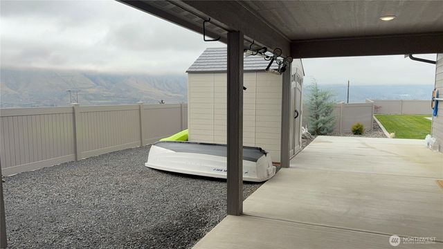 643 S Monte Verde Drive, East Wenatchee, WA 98802