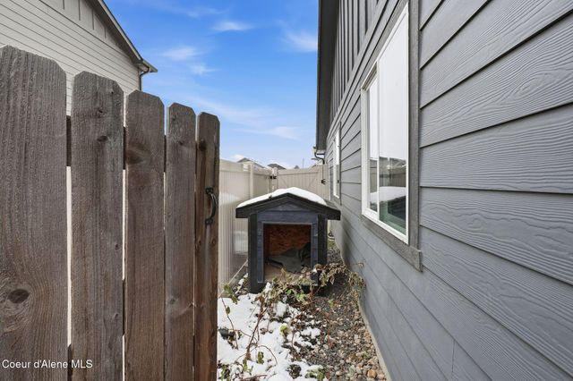 4467 N Connery Loop, Post Falls, ID 83854