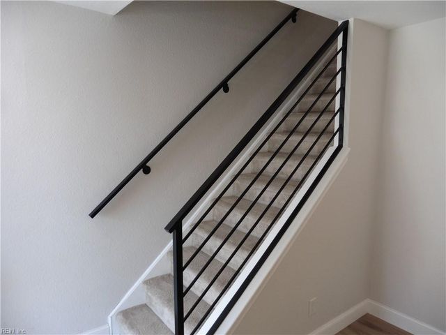 3692 Sylvan LN, Virginia Beach, VA 23453