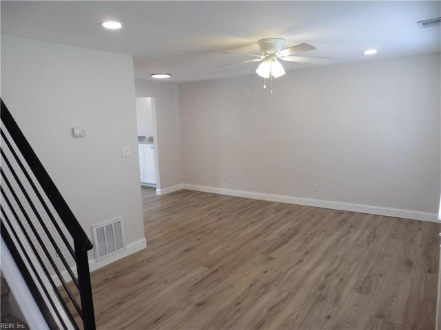 3692 Sylvan LN, Virginia Beach, VA 23453