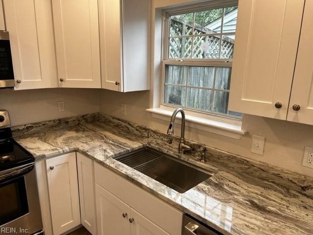 3692 Sylvan LN, Virginia Beach, VA 23453