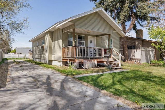 1067 Bannock Avenue, Idaho Falls, ID 83402