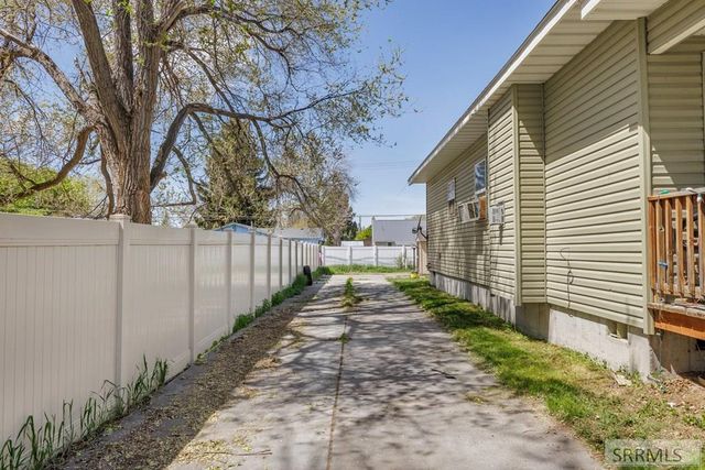 1067 Bannock Avenue, Idaho Falls, ID 83402