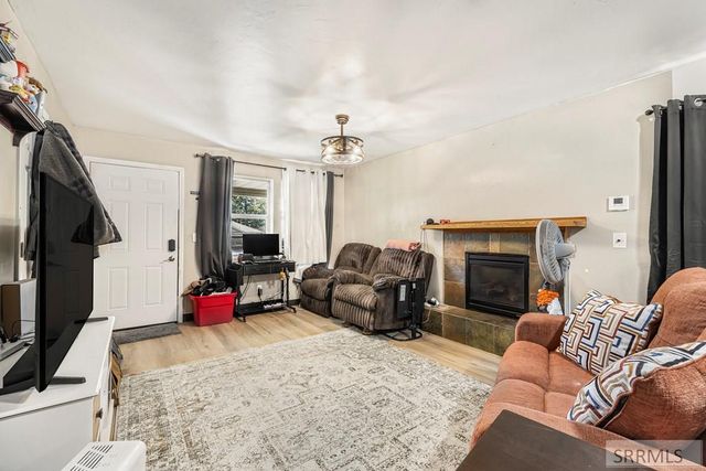 1067 Bannock Avenue, Idaho Falls, ID 83402