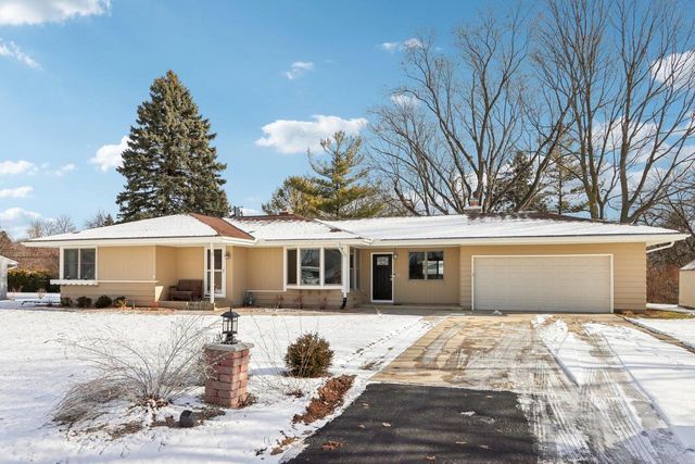 860 Anthony LANE, Brookfield, WI 53045