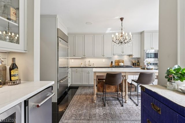 418 Colonial Ave, Westfield Town, NJ 07090