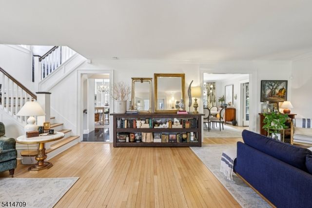 418 Colonial Ave, Westfield Town, NJ 07090