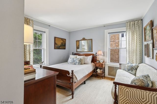 418 Colonial Ave, Westfield Town, NJ 07090