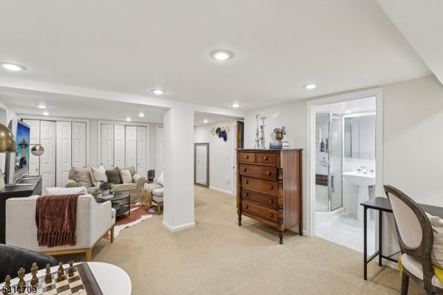 418 Colonial Ave, Westfield Town, NJ 07090