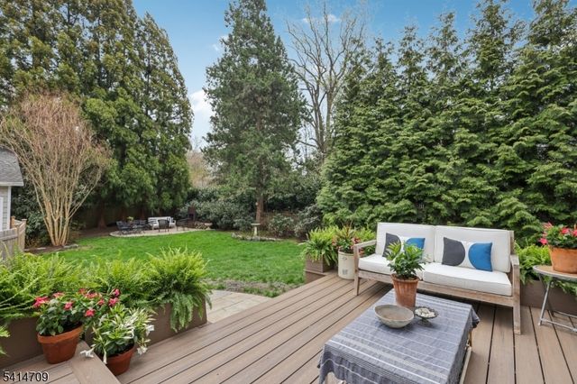 418 Colonial Ave, Westfield Town, NJ 07090