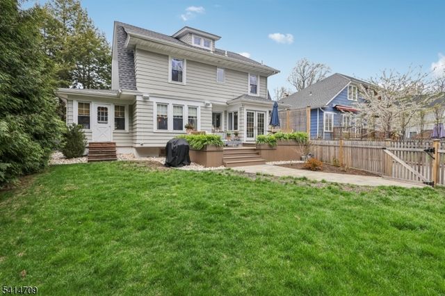 418 Colonial Ave, Westfield Town, NJ 07090