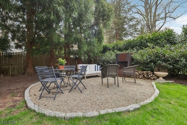 418 Colonial Ave, Westfield Town, NJ 07090