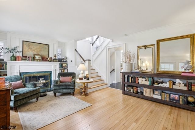 418 Colonial Ave, Westfield Town, NJ 07090