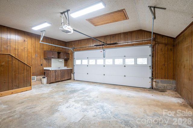 40 Catawba Ridge Road, Clover, SC 29710