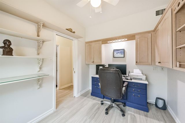 3540 Miramar Drive, Shoreacres, TX 77571