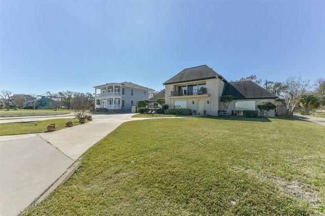 3540 Miramar Drive, Shoreacres, TX 77571