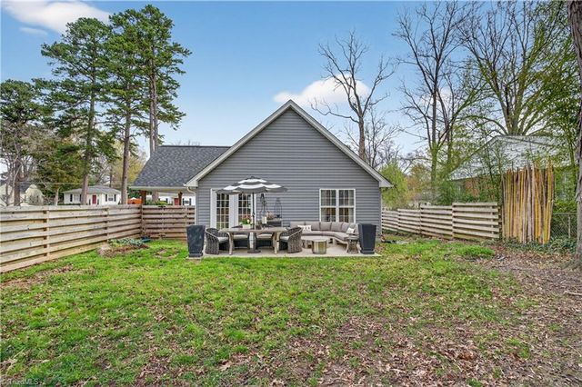 629 Rockspring Road, High Point, NC 27262