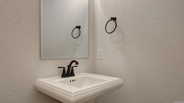 249 Haby Hollow, San Antonio, TX 78253