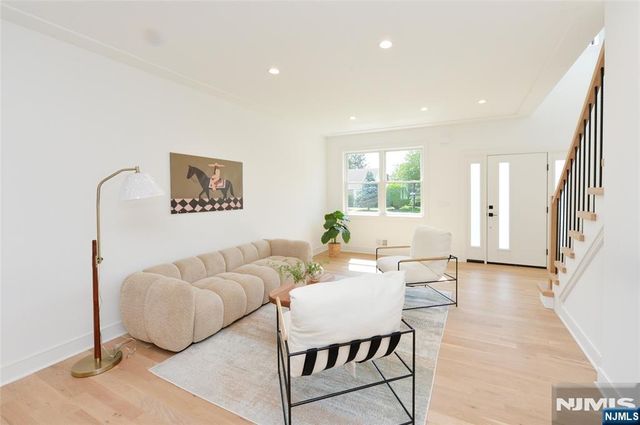 5-31 Boyd Avenue, Fair Lawn, NJ 07410