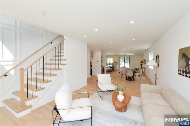 5-31 Boyd Avenue, Fair Lawn, NJ 07410
