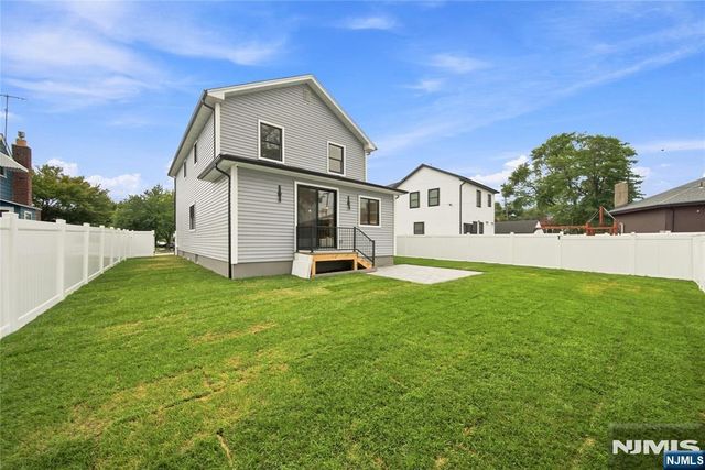 5-31 Boyd Avenue, Fair Lawn, NJ 07410
