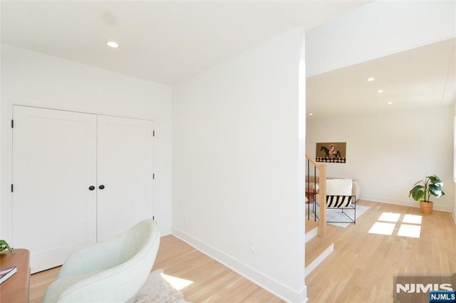 5-31 Boyd Avenue, Fair Lawn, NJ 07410