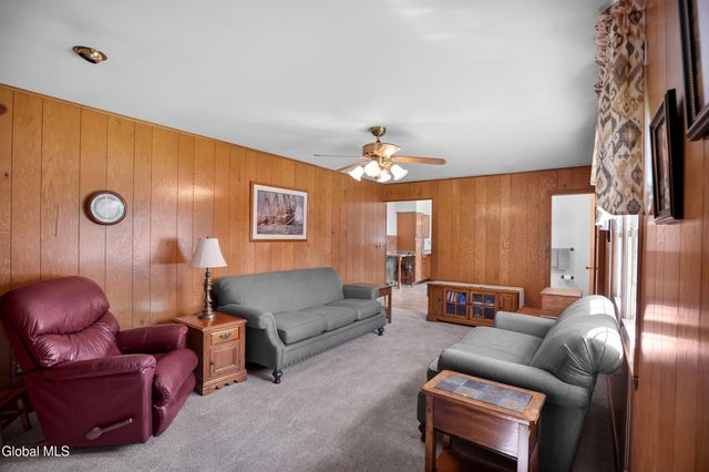 243 Shereen Court, Rotterdam, NY 12304