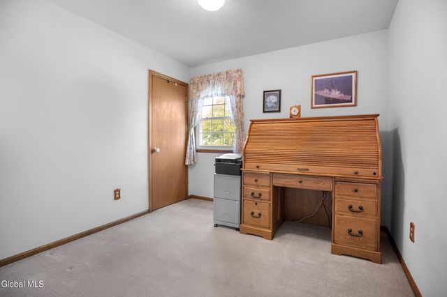 243 Shereen Court, Rotterdam, NY 12304