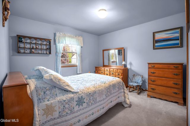 243 Shereen Court, Rotterdam, NY 12304