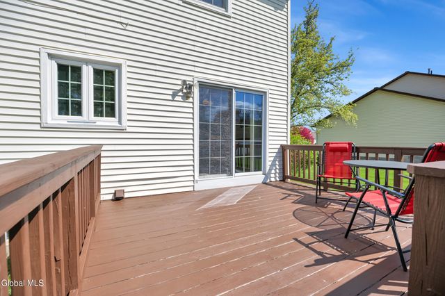 243 Shereen Court, Rotterdam, NY 12304