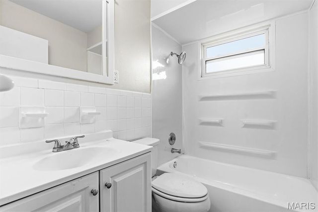 750 Blackbird Drive, Florissant, MO 63031