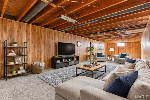 750 Blackbird Drive, Florissant, MO 63031