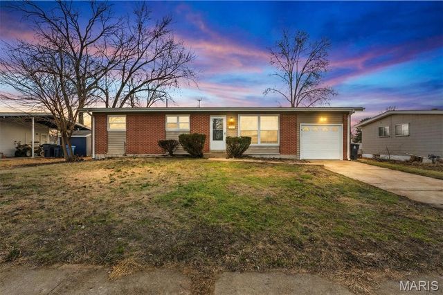 750 Blackbird Drive, Florissant, MO 63031