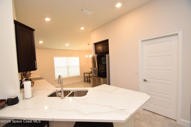 2585 Roygaris Street NW, Palm Bay, FL 32907