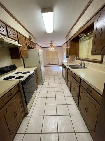 122 Post Oak Drive, Mansfield, LA 71052