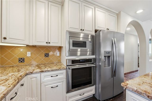 1918 Harriman Lane, Redondo Beach, CA 90278