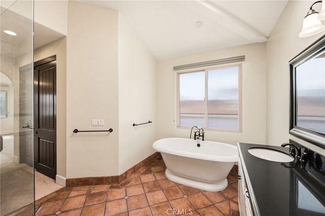 1918 Harriman Lane, Redondo Beach, CA 90278